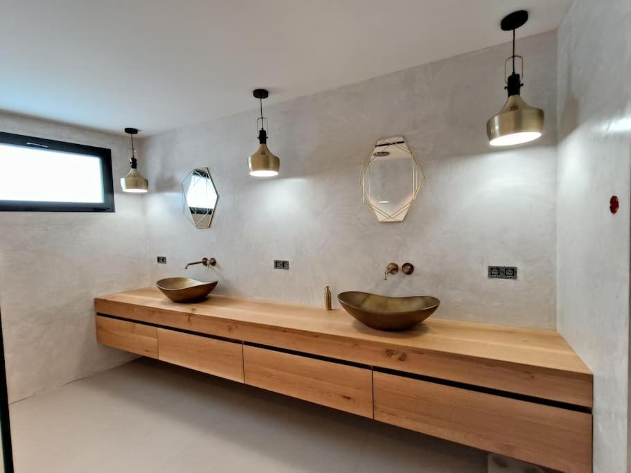 Вилла Industrial Luxury Nimes & Arles Бокер Экстерьер фото